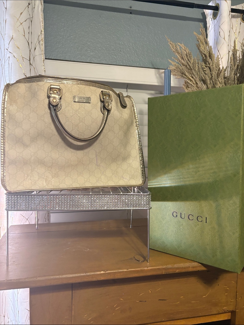 Gucci Metallic Gold Women’s Top-Handle Bag Vintage